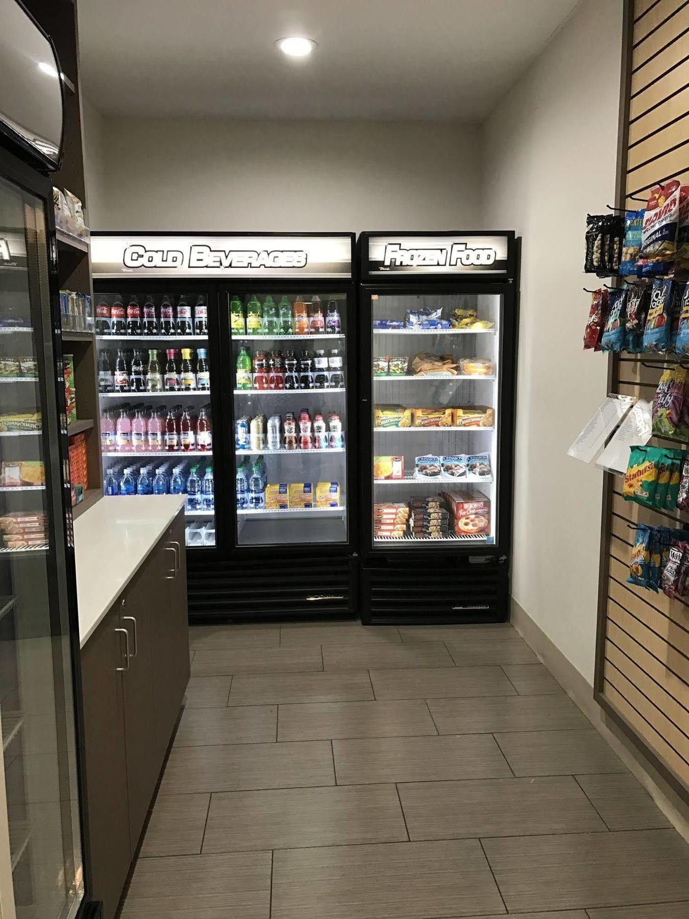 北埃文斯维尔智选假日套房酒店 Warrenton 外观 照片
